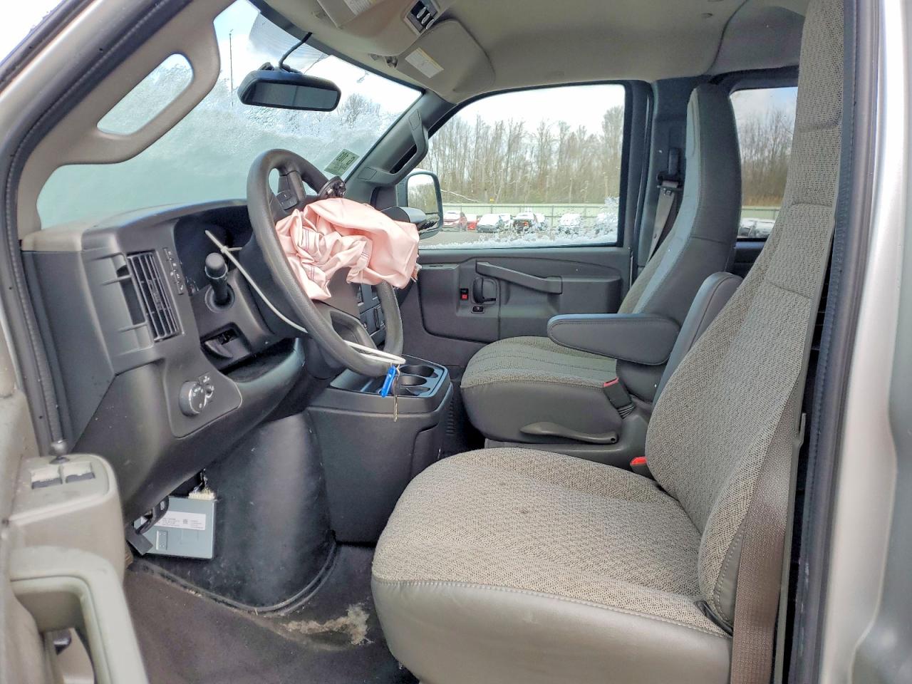 Chevrolet Express Ls