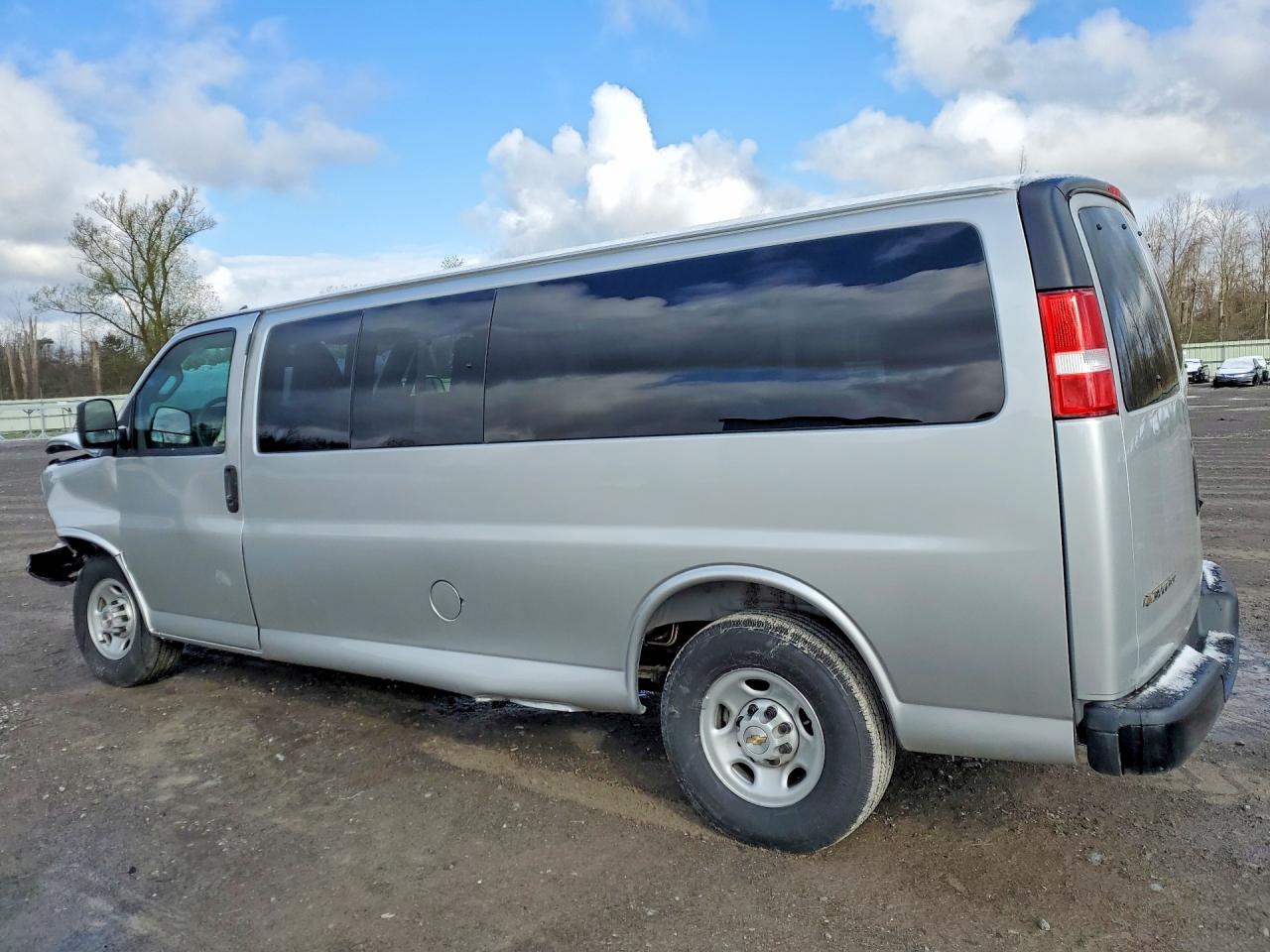 Chevrolet Express Ls