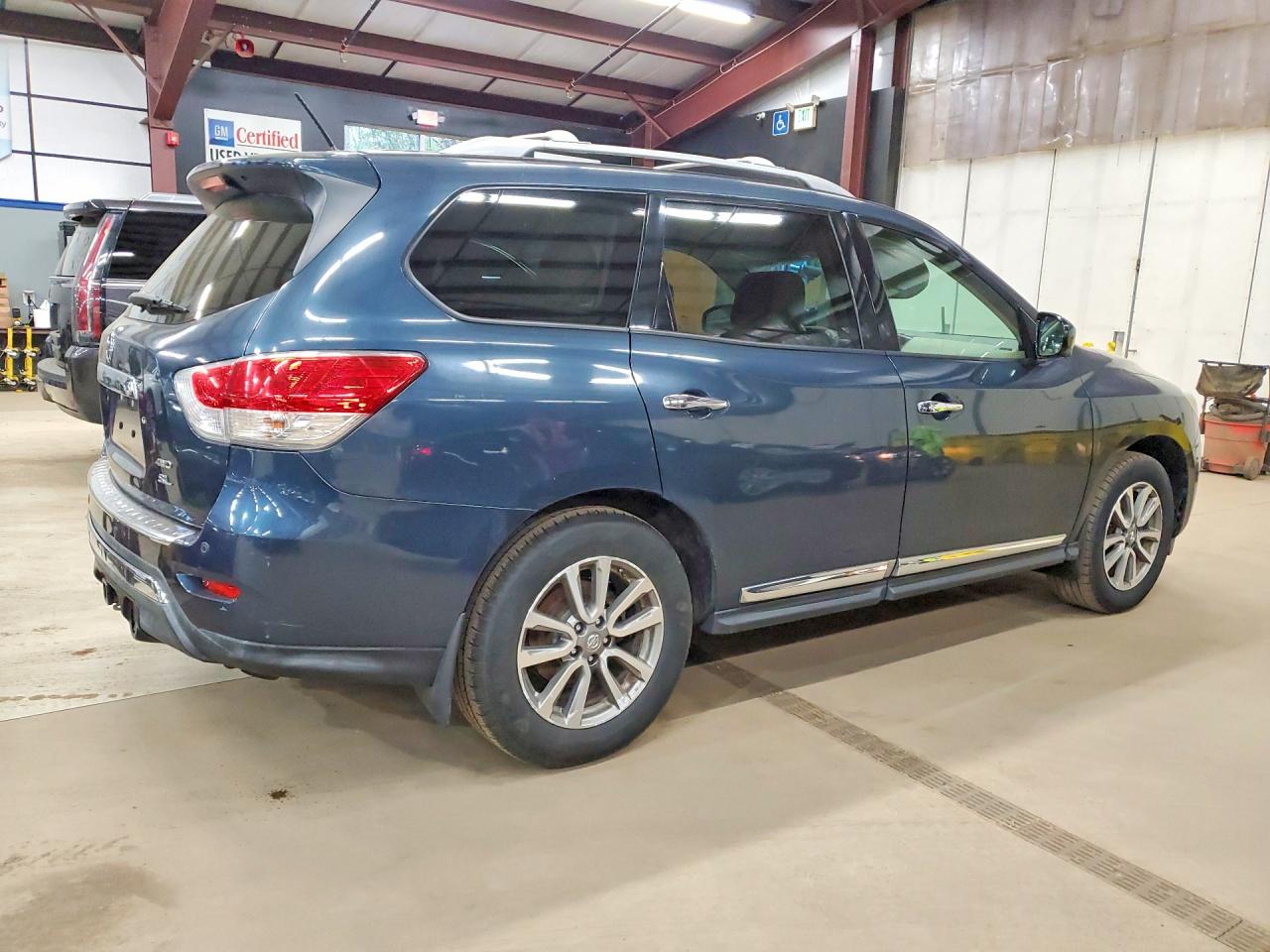 Nissan Pathfinder Sl