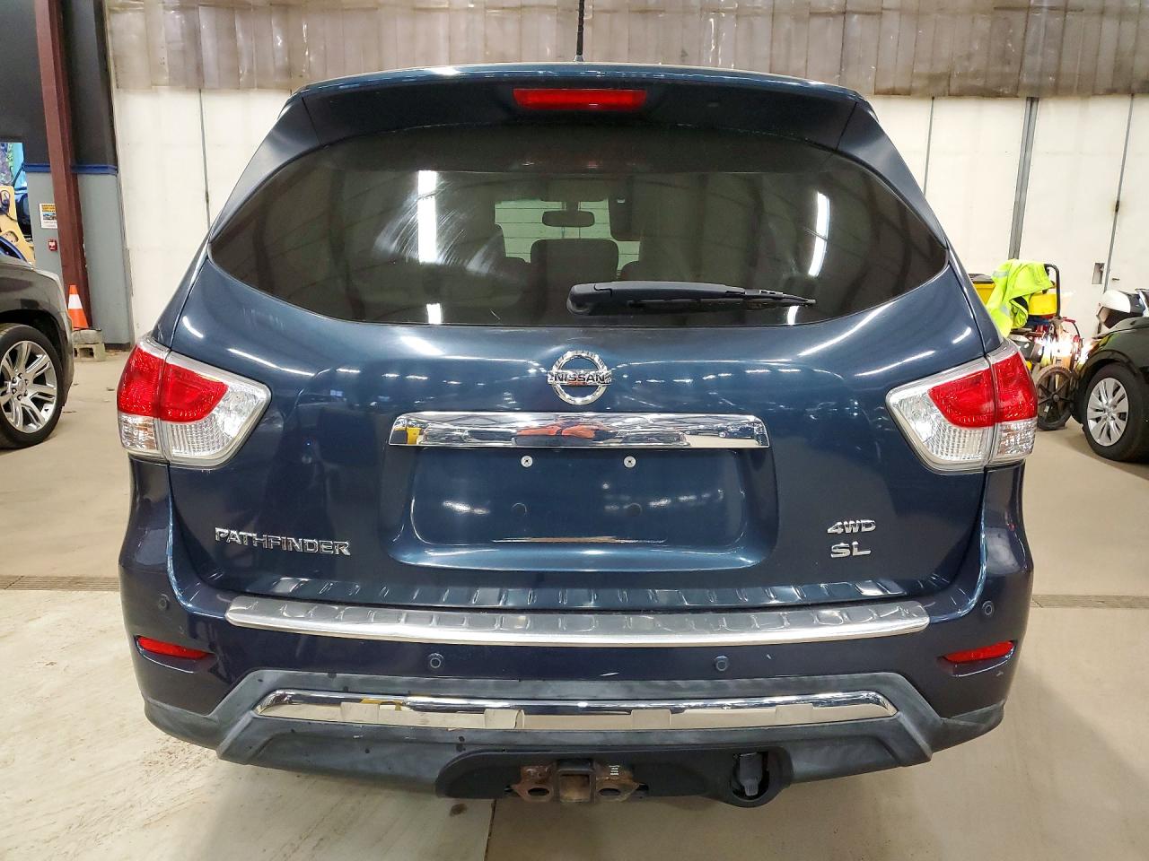 Nissan Pathfinder Sl