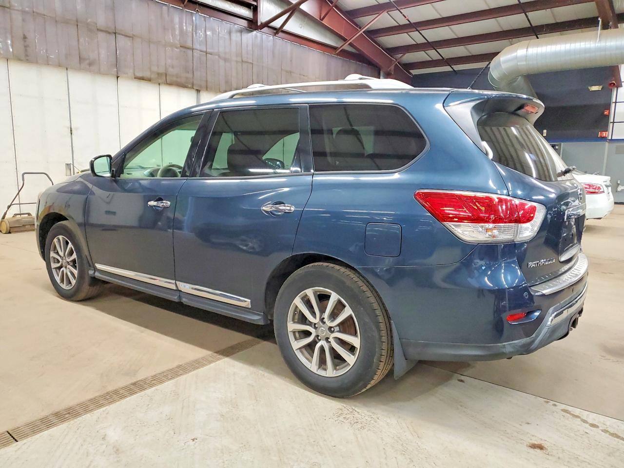 Nissan Pathfinder Sl