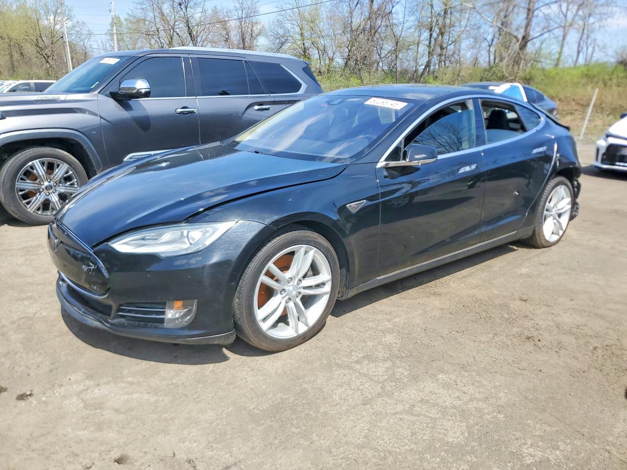Salvage Tesla Model S Image