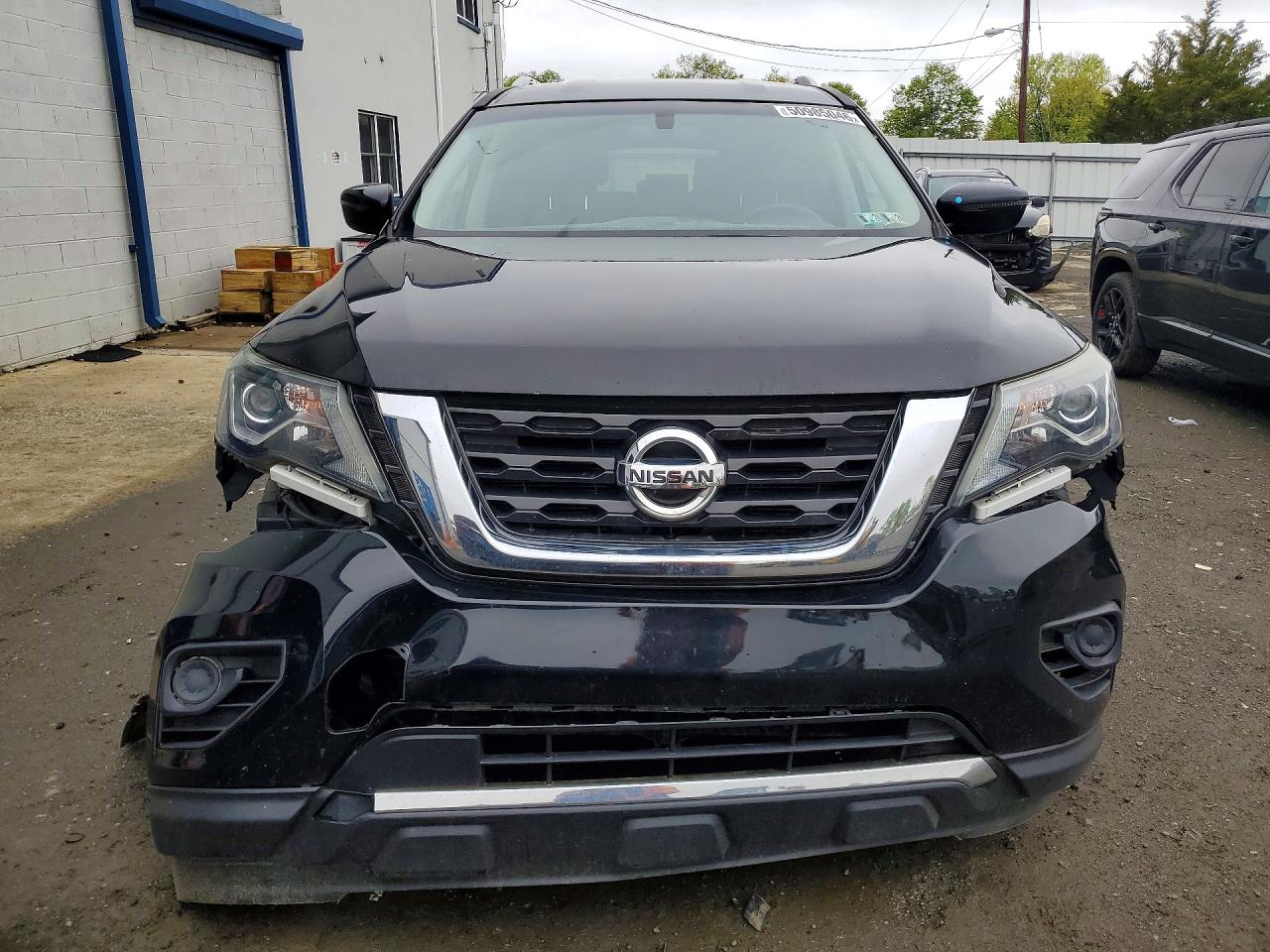 Nissan Pathfinder S