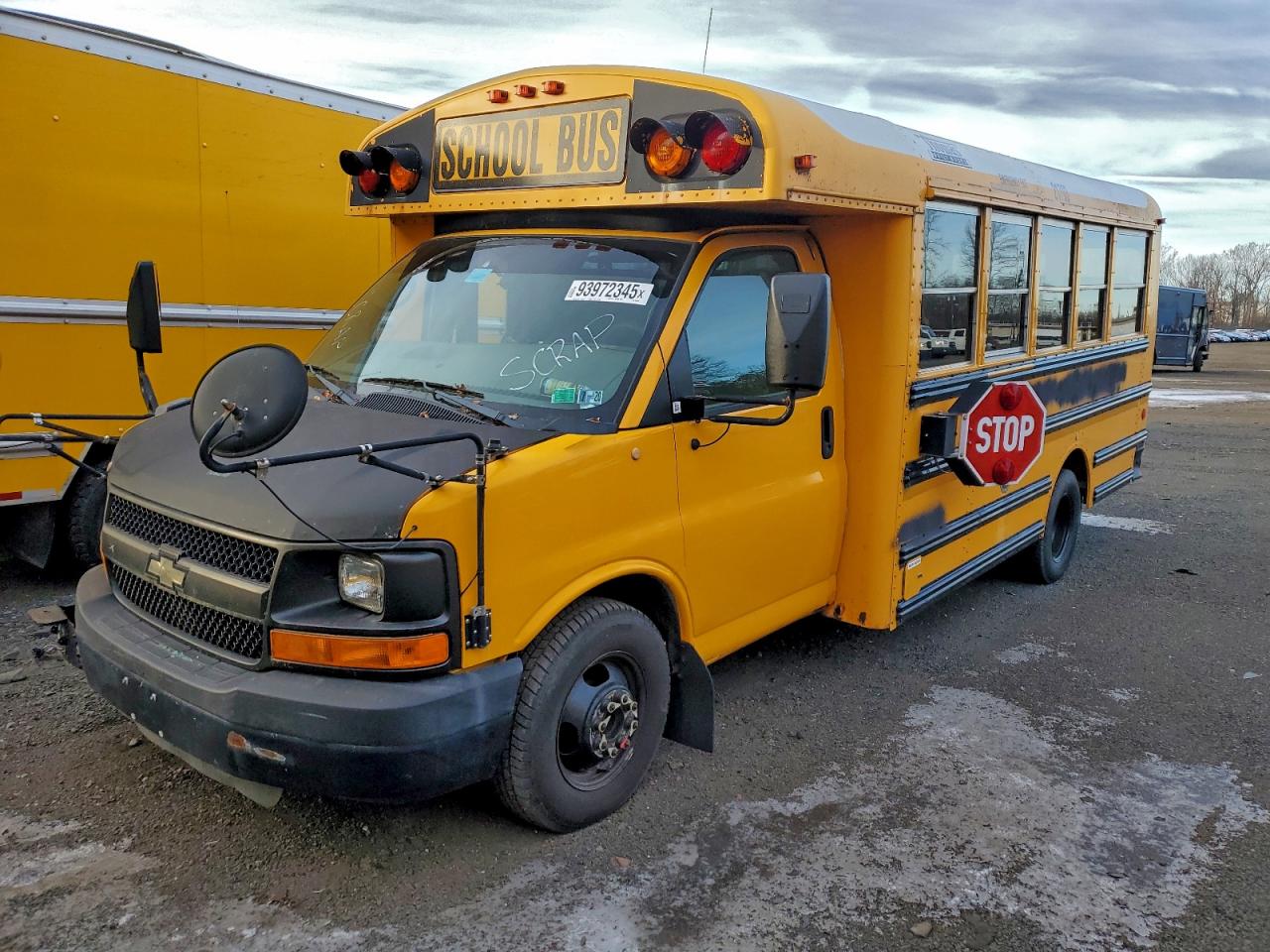 Salvage Chevrolet Express Image
