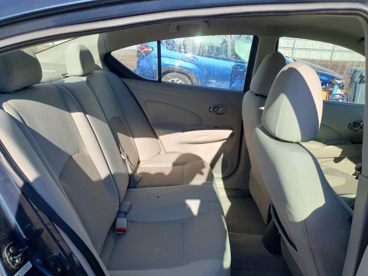 Nissan Versa 1.6 Sv