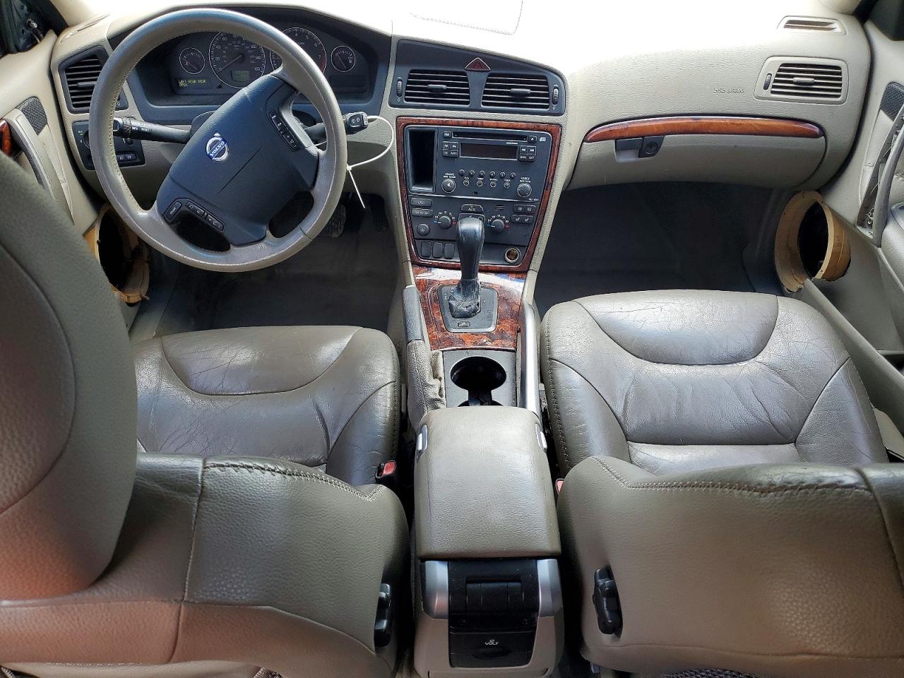 Volvo XC70