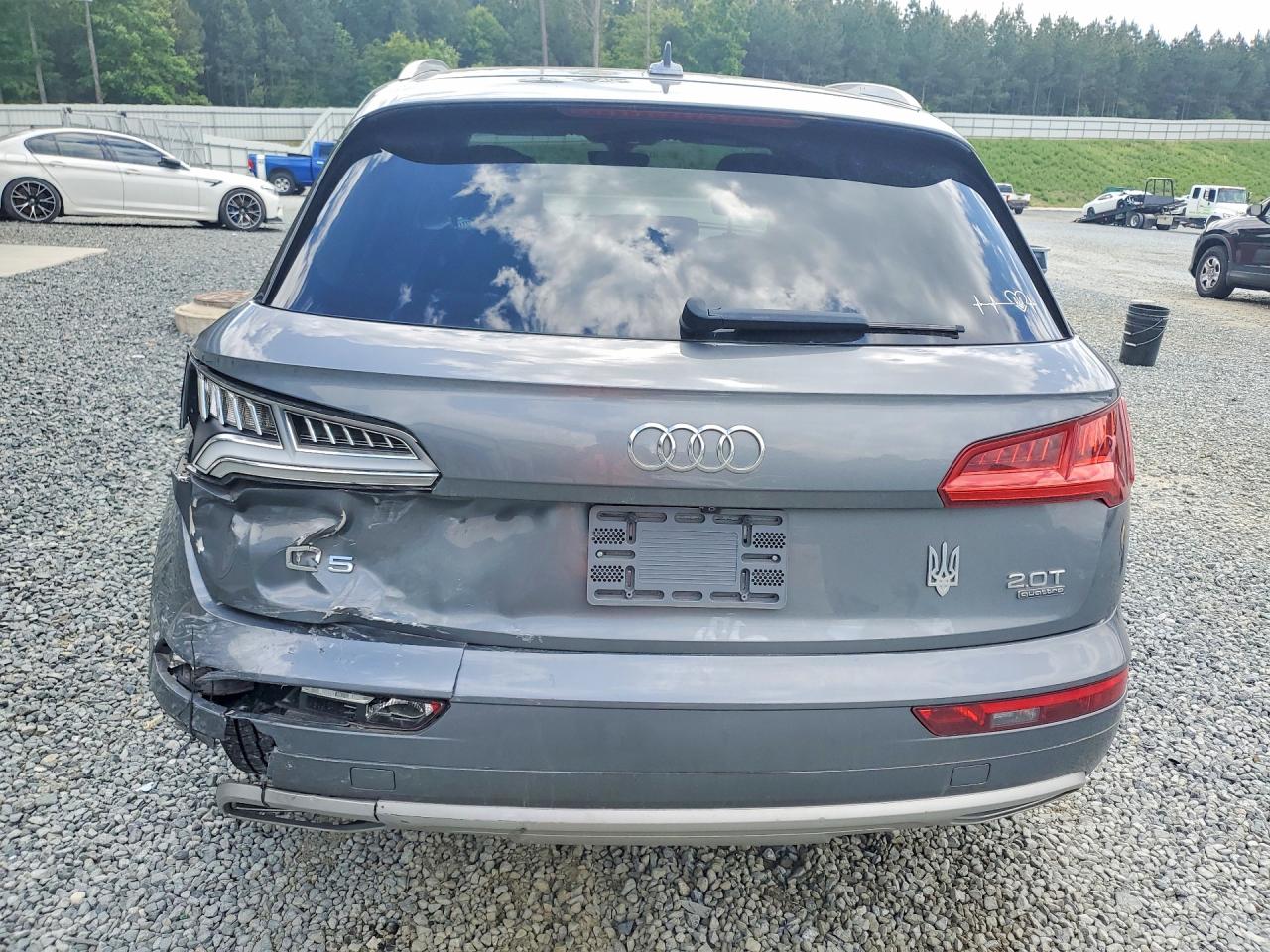 Audi Q5 Premium