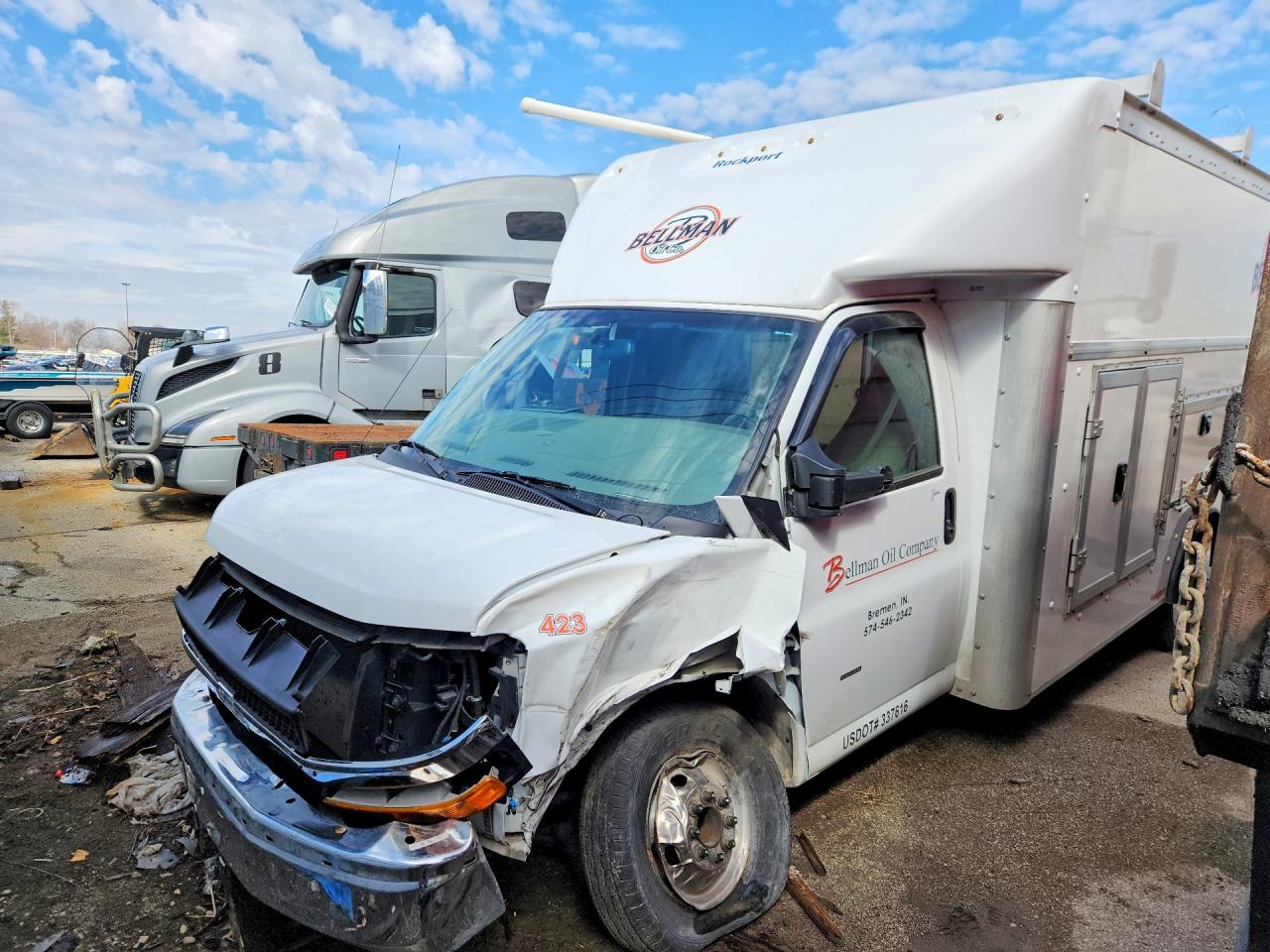 Salvage Chevrolet Express Image