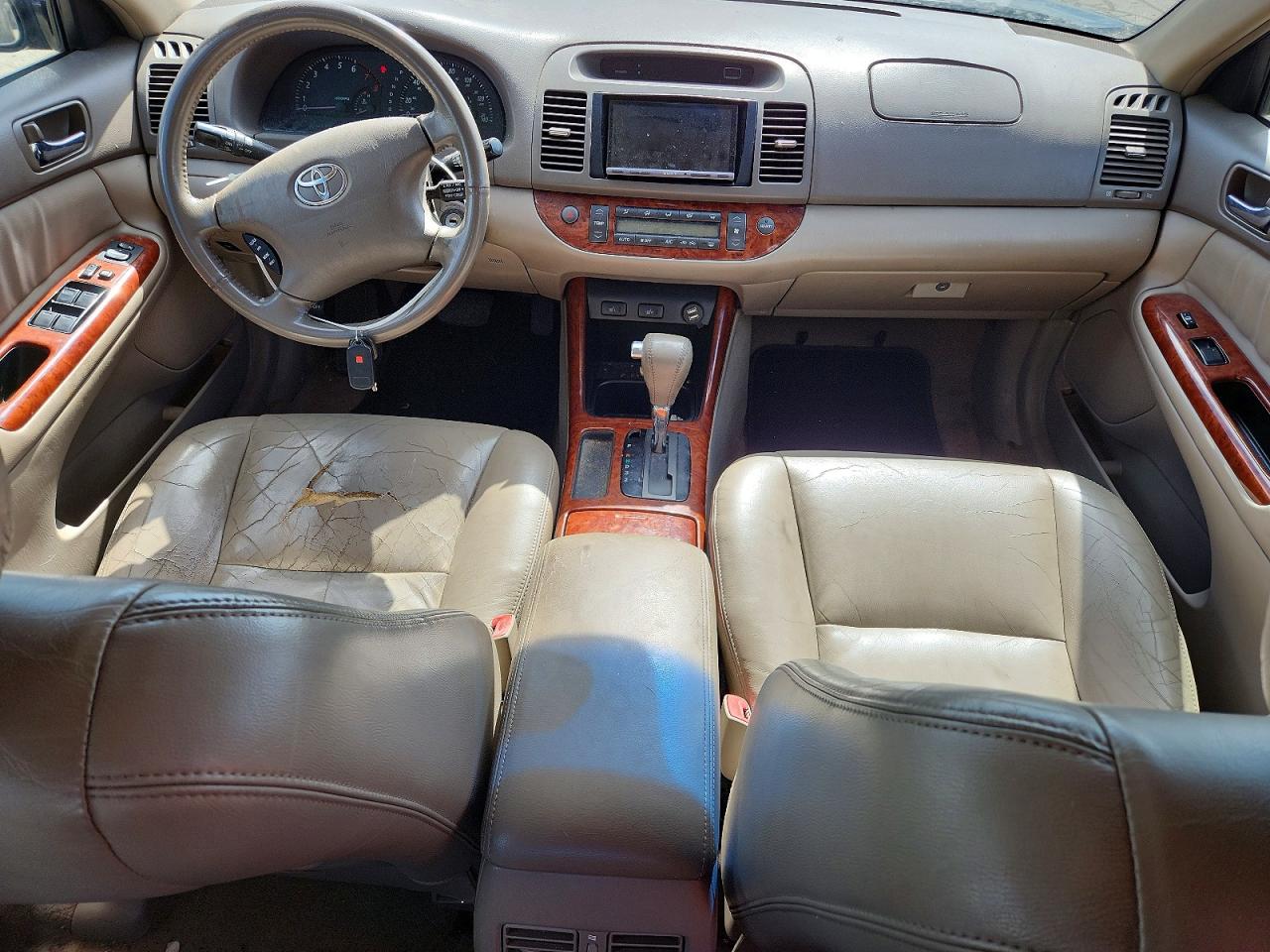 Toyota Camry Xle V6