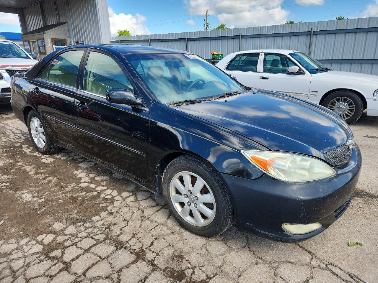 Toyota Camry Xle V6