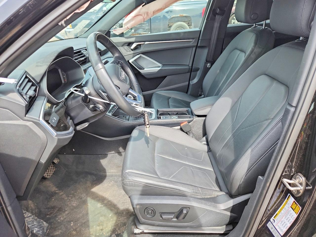 Audi Q3 Premium Plus S Line 45