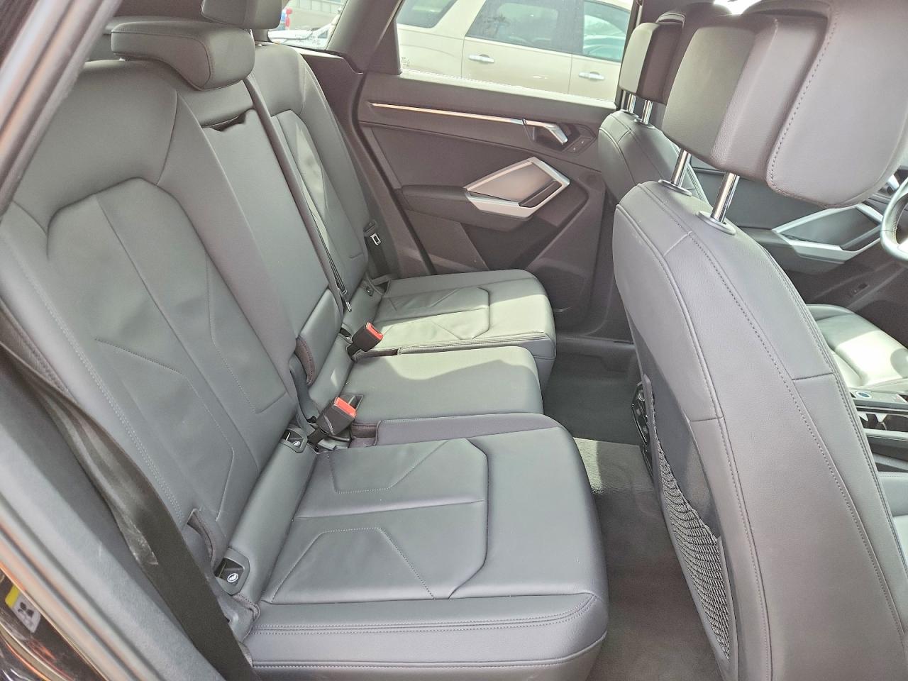 Audi Q3 Premium Plus S Line 45