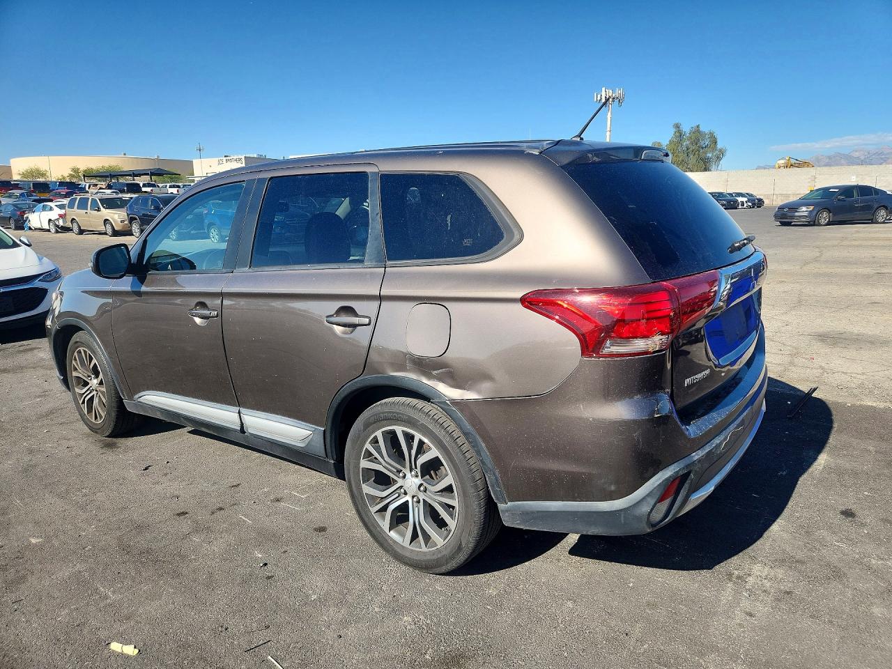 Mitsubishi Outlander Se