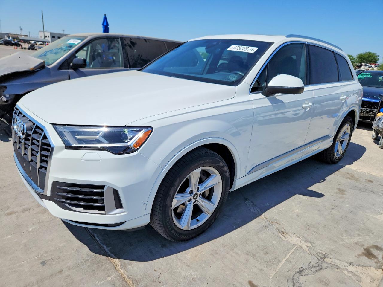 Salvage Audi Q7 Image