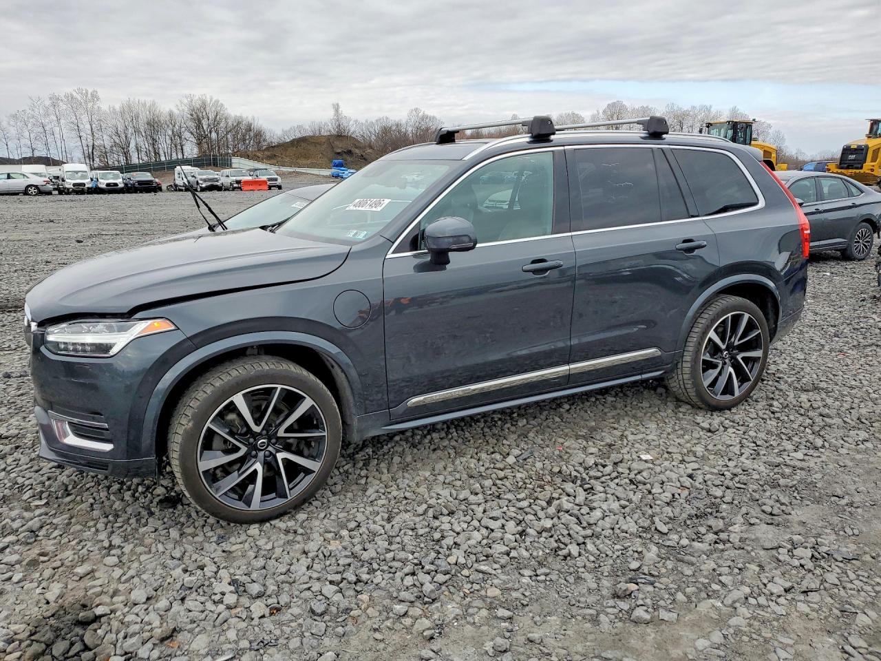 Salvage Volvo XC90 Image
