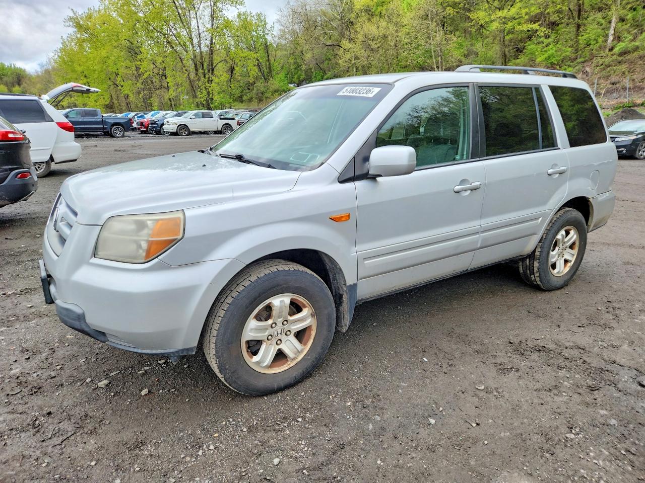 Salvage Honda Pilot Image