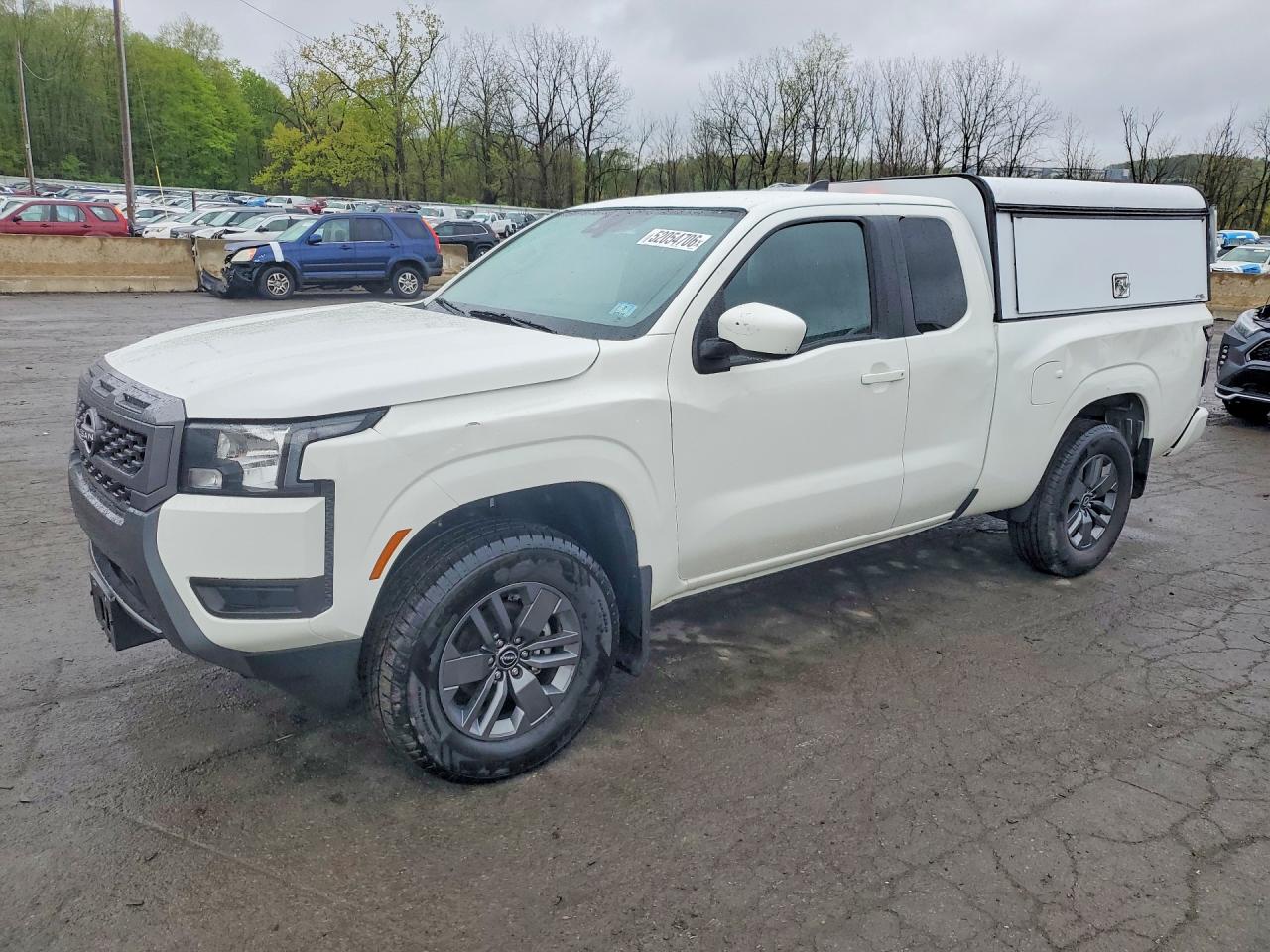 Salvage Nissan Frontier Image