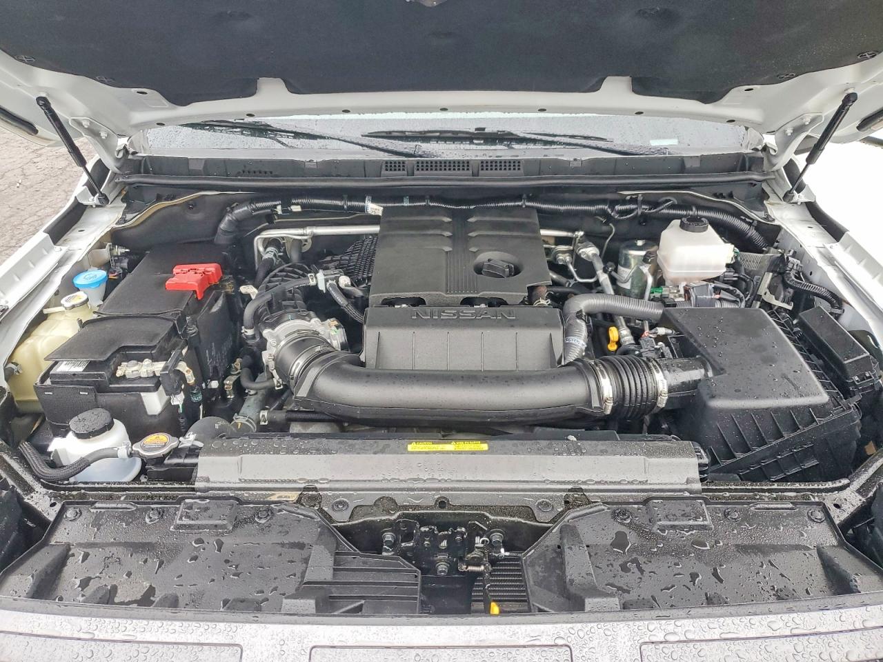 Nissan Frontier Sv