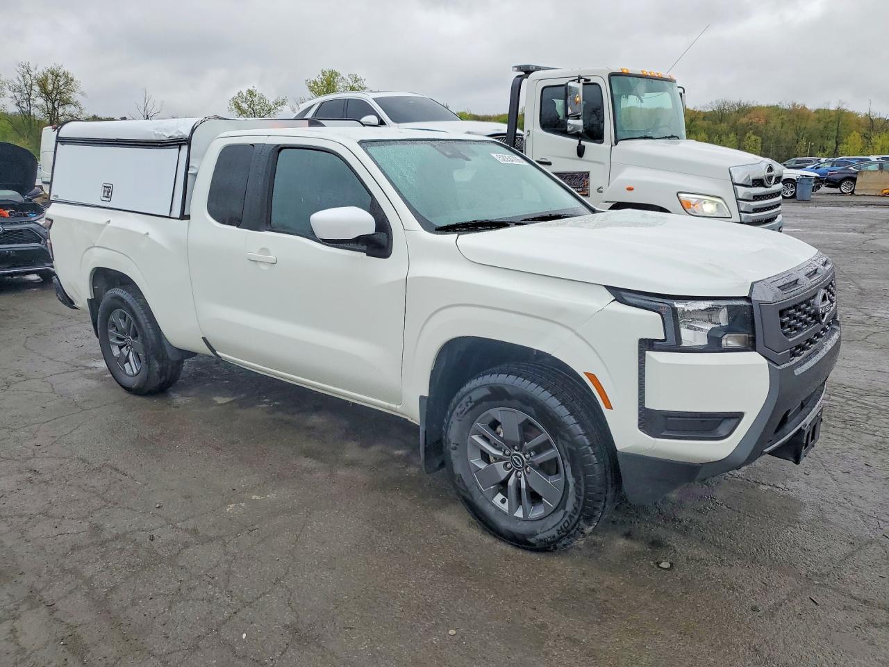 Nissan Frontier Sv