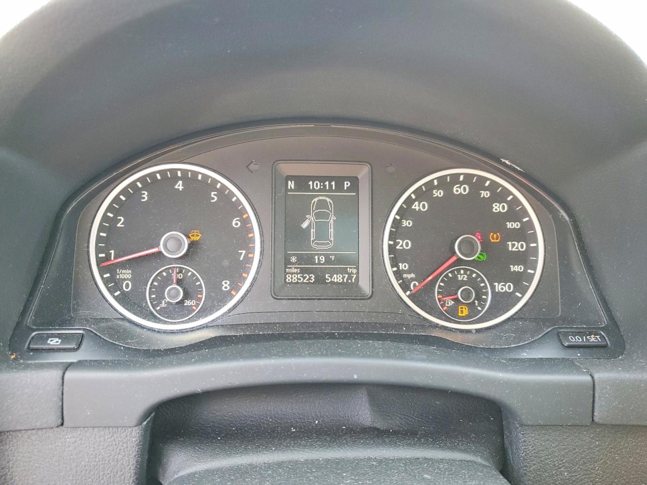 Volkswagen Tiguan S
