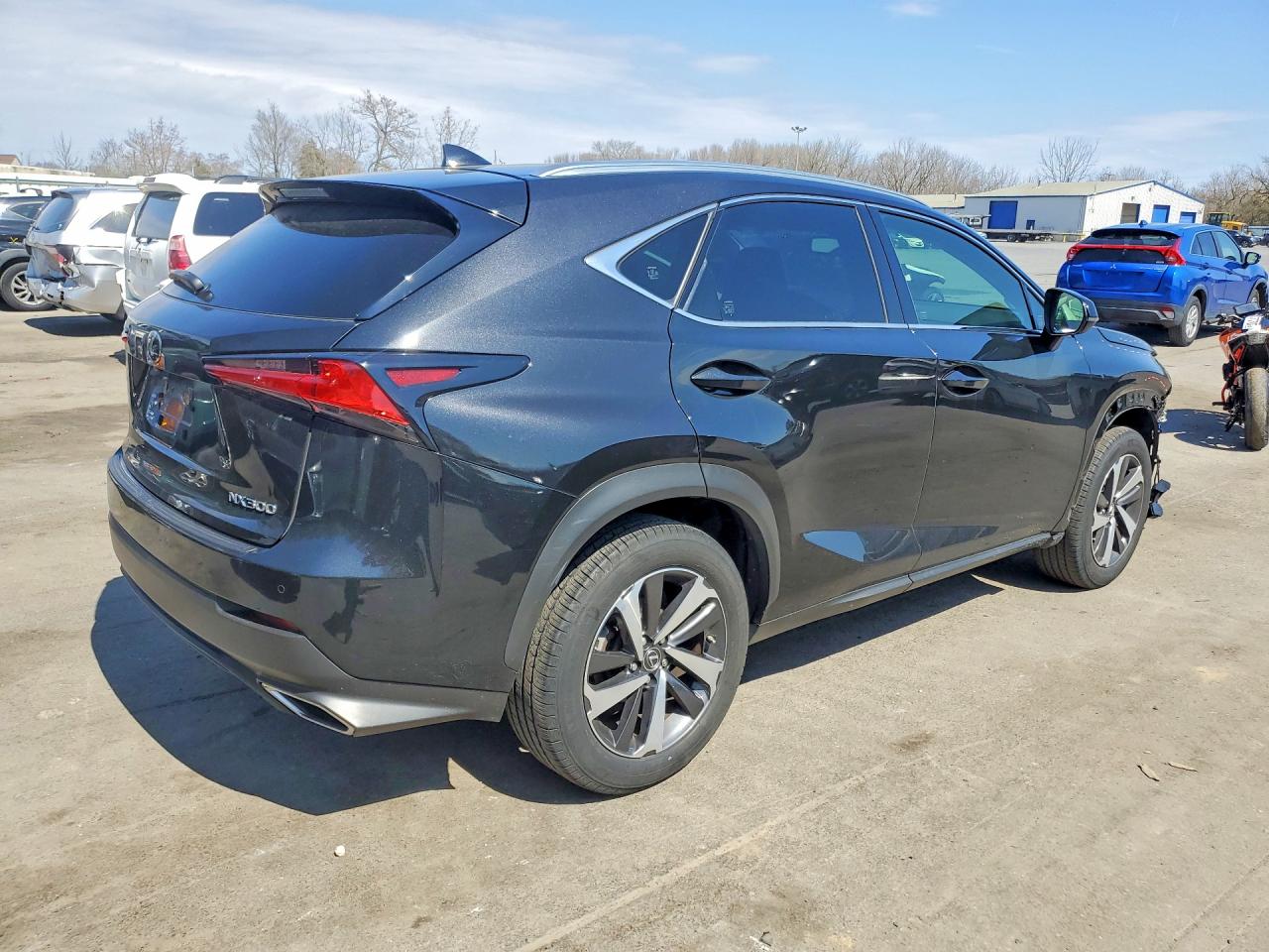 Lexus NX Base