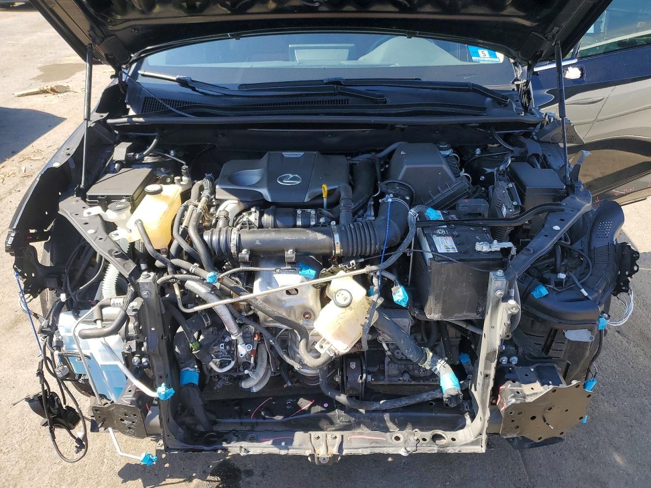Lexus NX Base