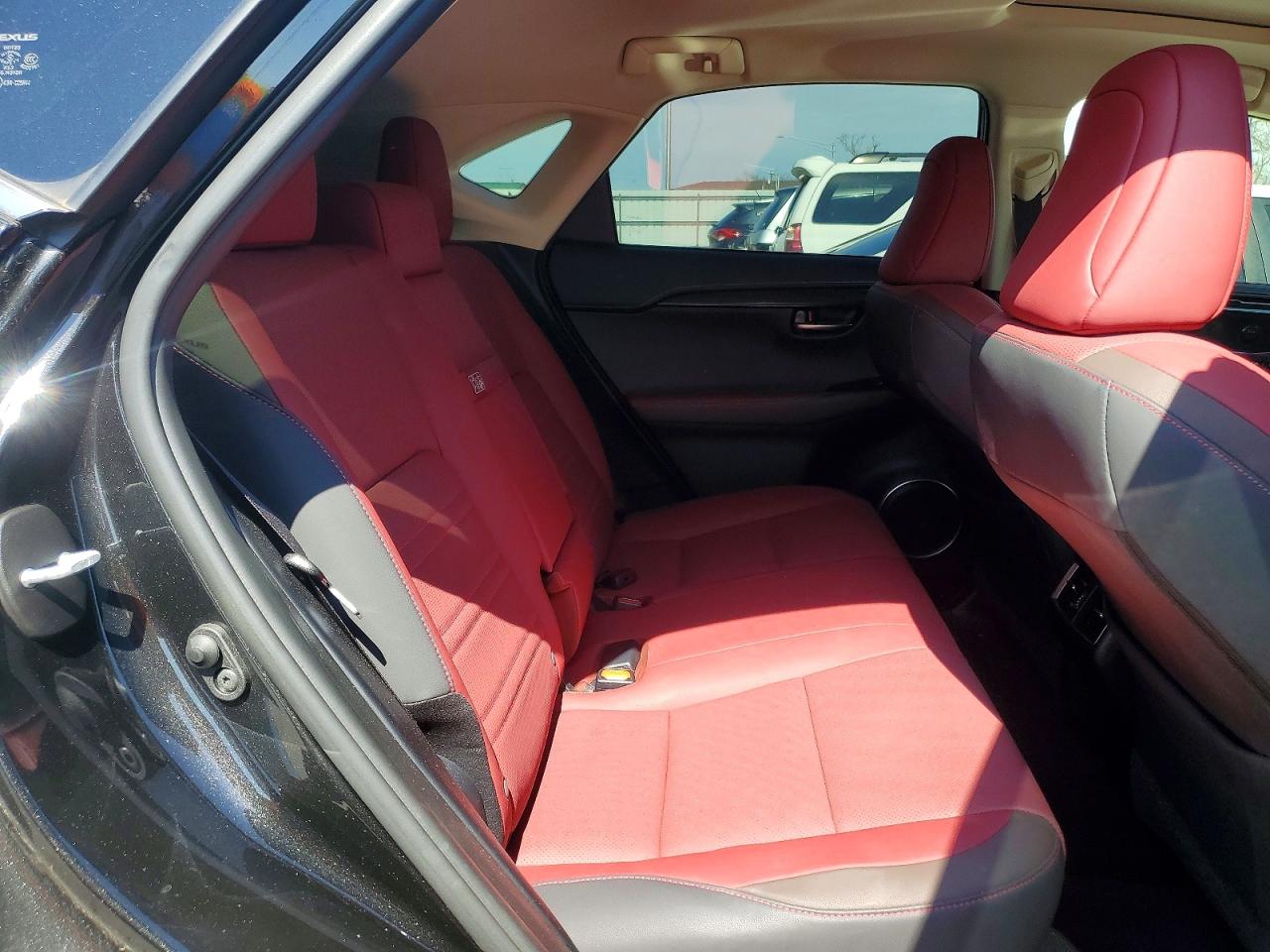 Lexus NX Base