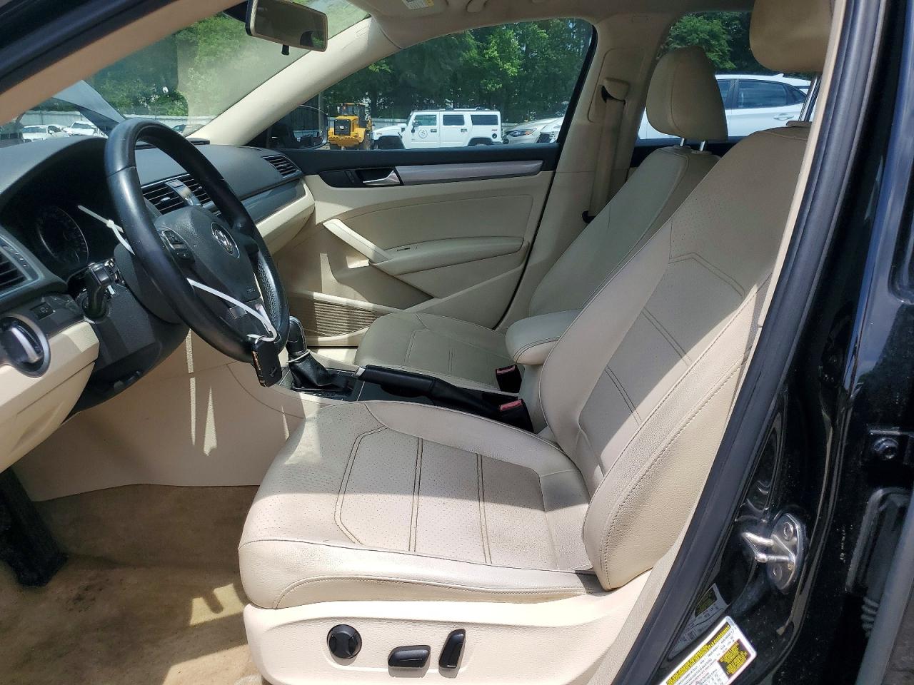 Volkswagen Passat S