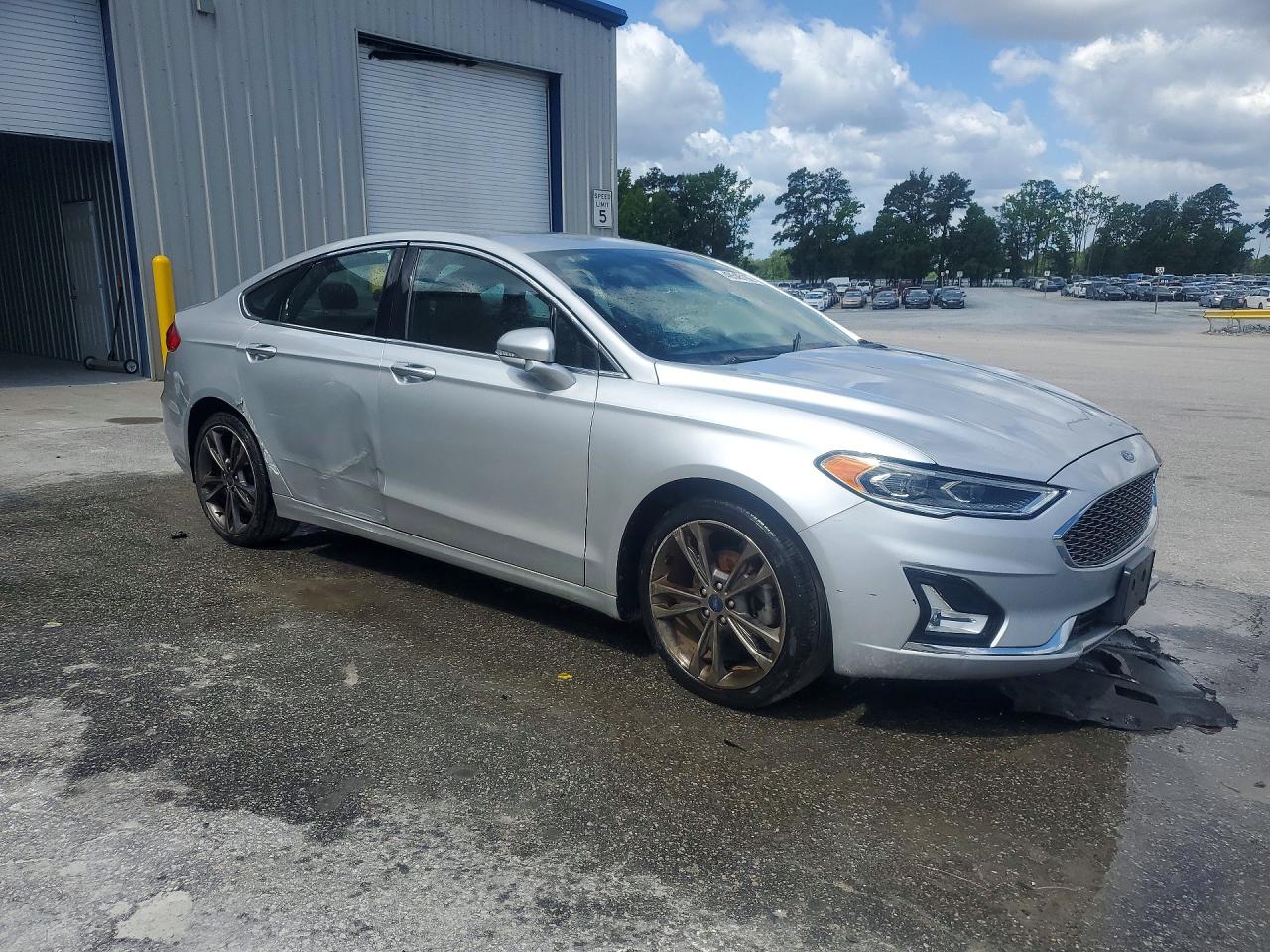 Ford Fusion Titanium