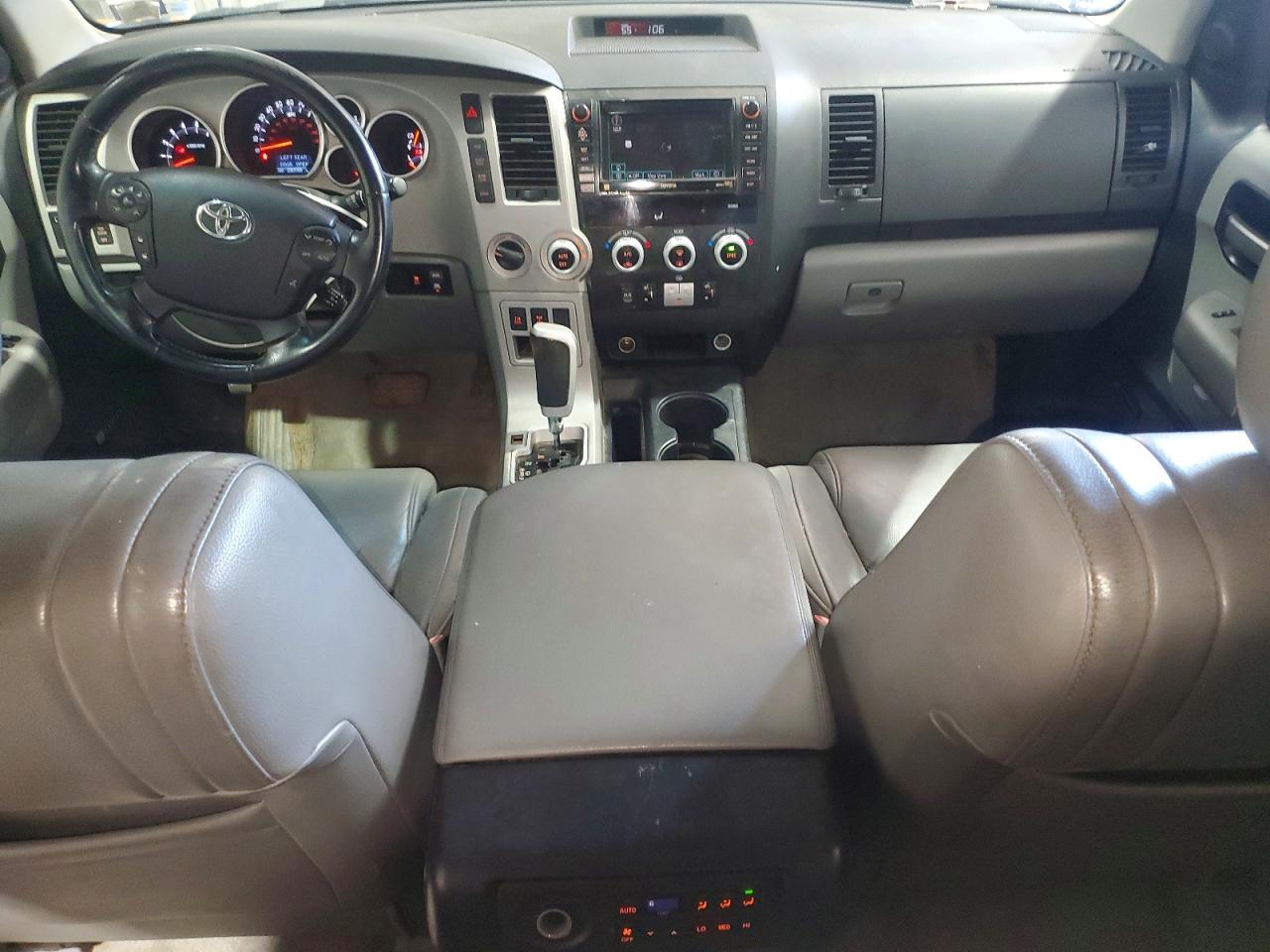 Toyota Sequoia Limited