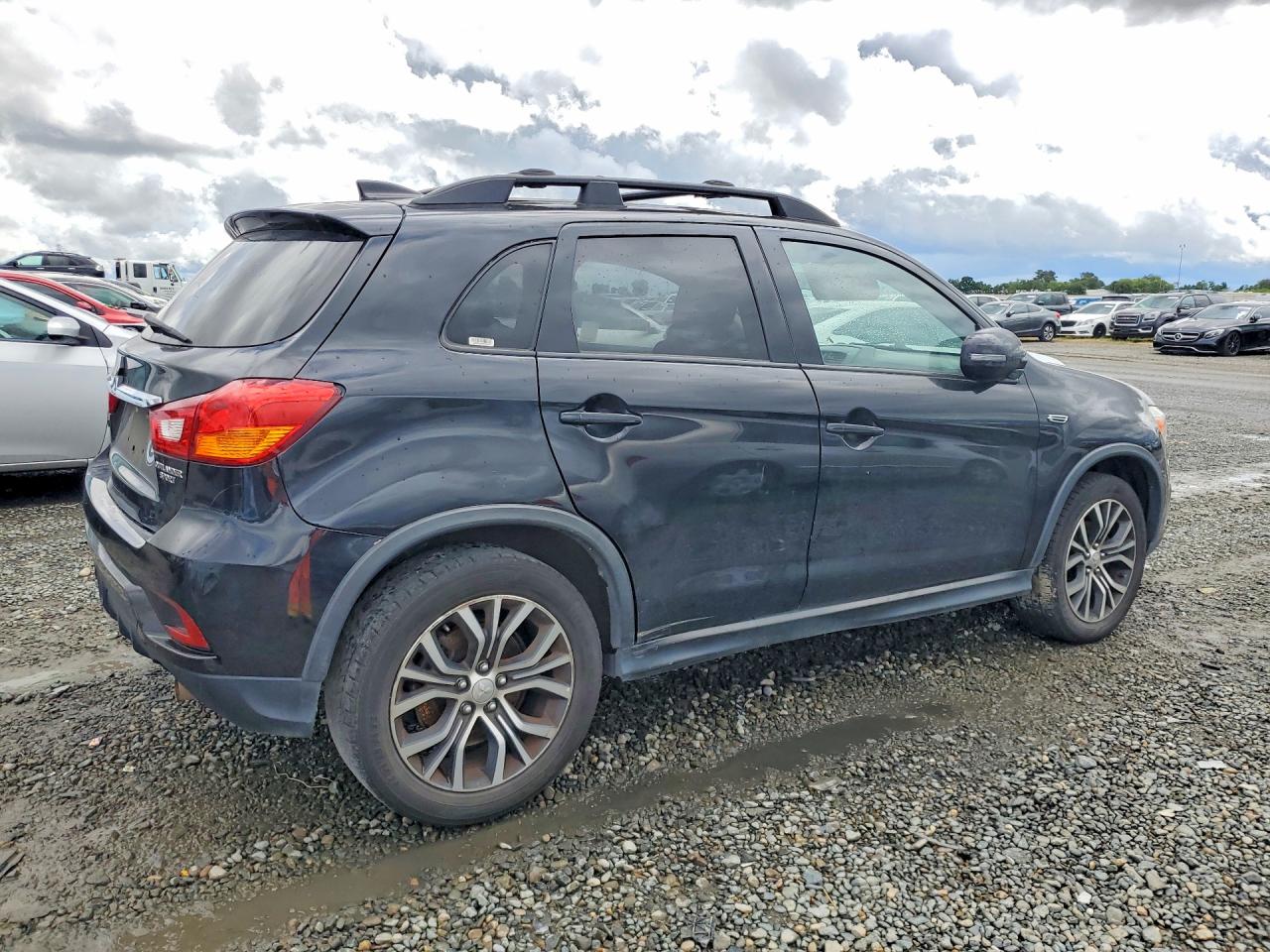 Mitsubishi Outlander Es