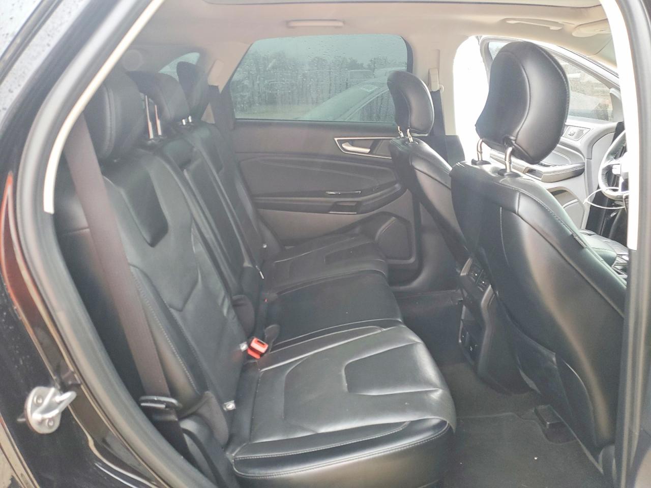 Ford Edge Titanium