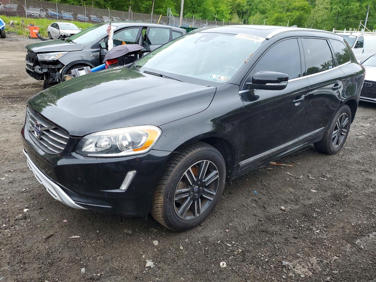 Salvage Volvo XC60 Image