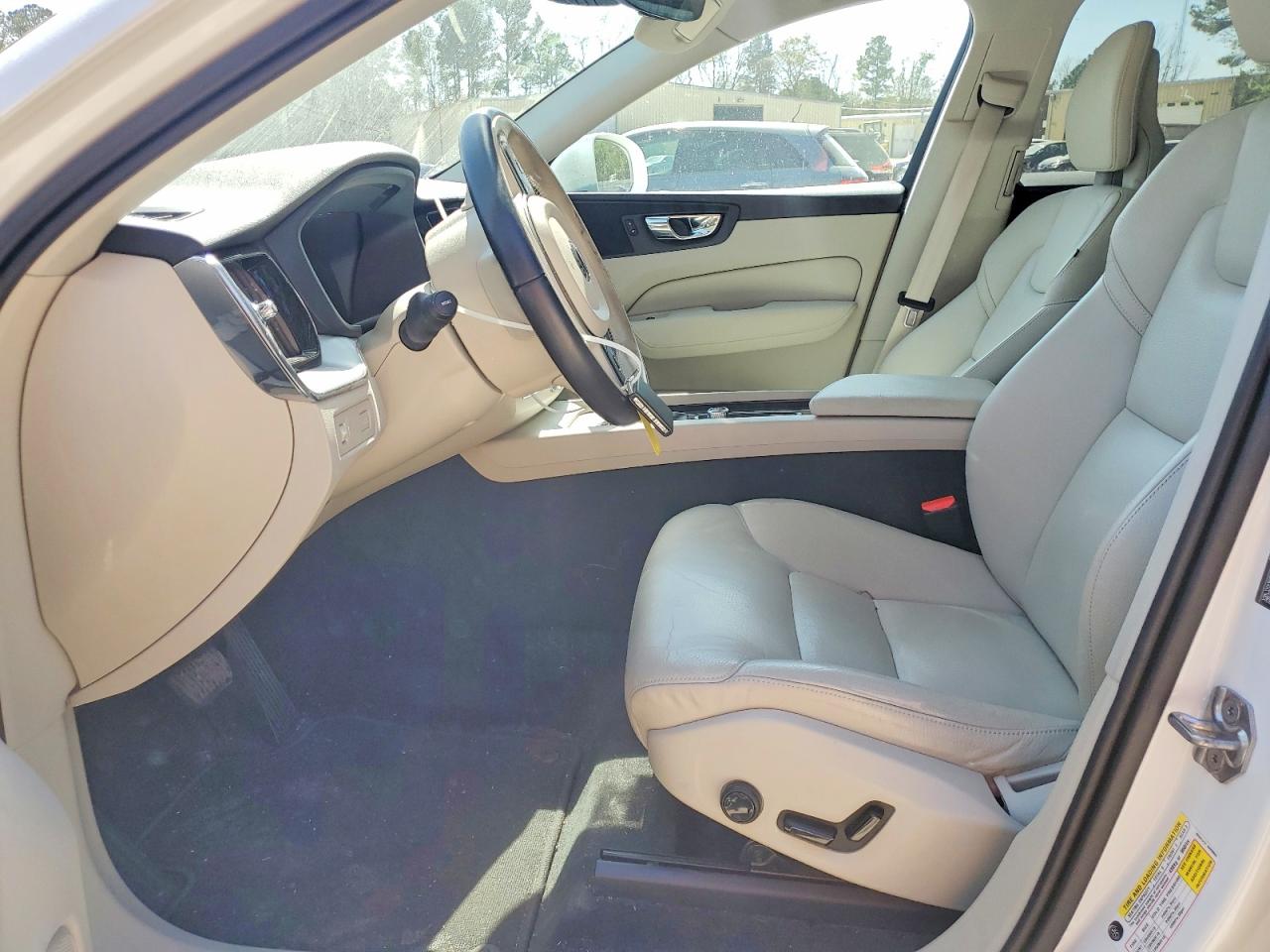 Volvo XC60 T5 Momentum