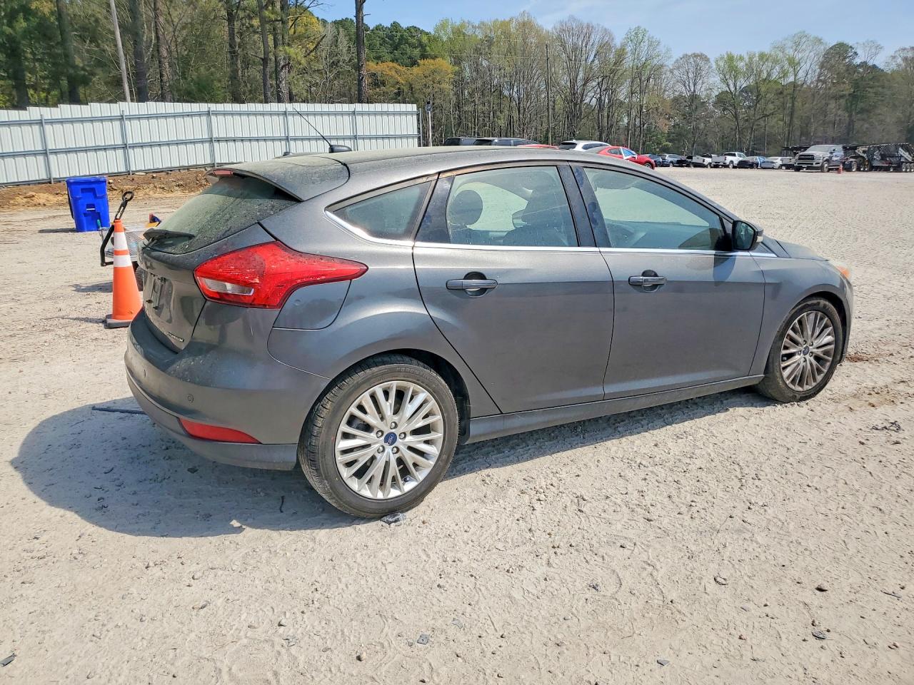 Ford Focus Titanium
