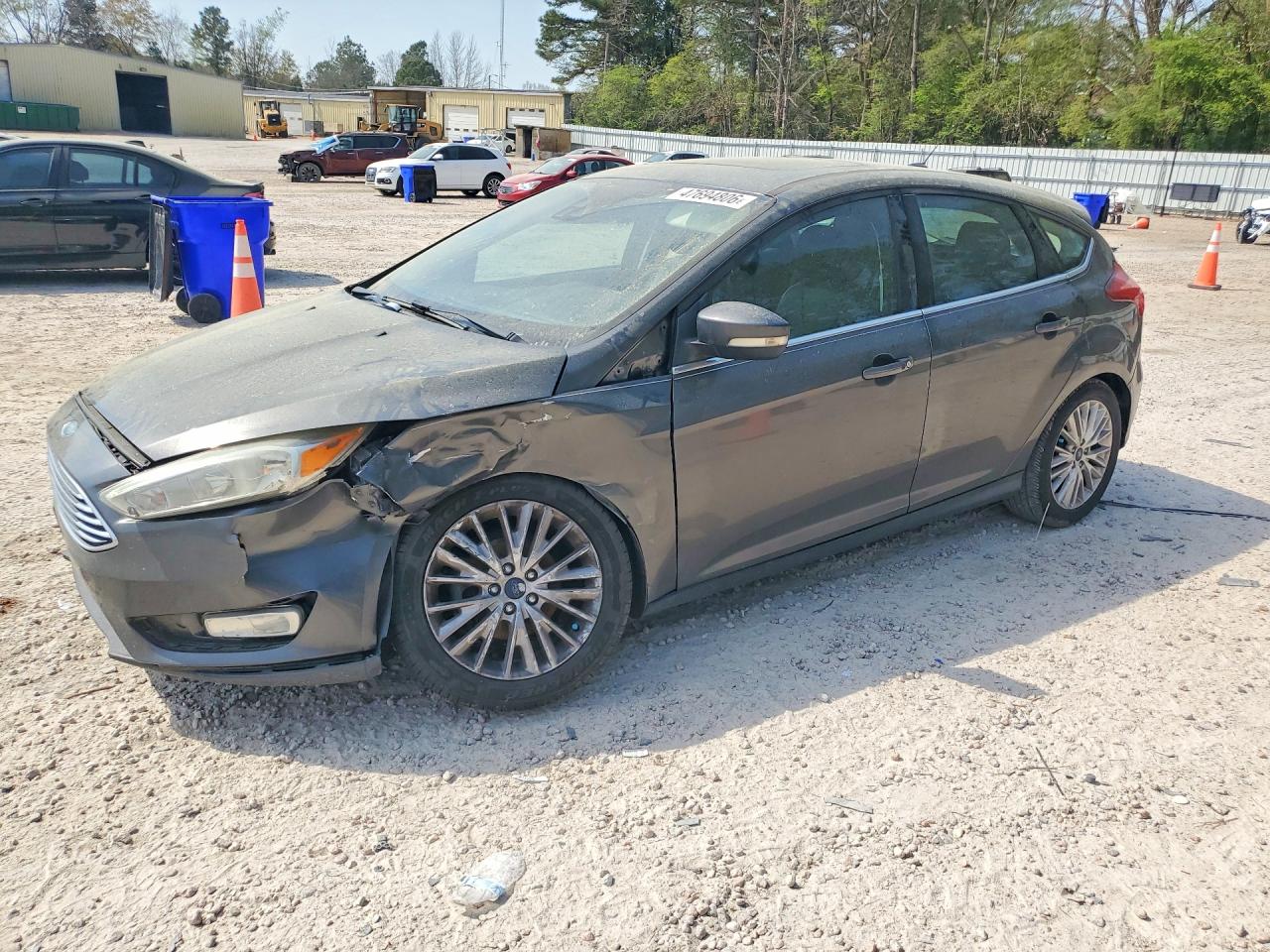 Salvage Ford Focus Image