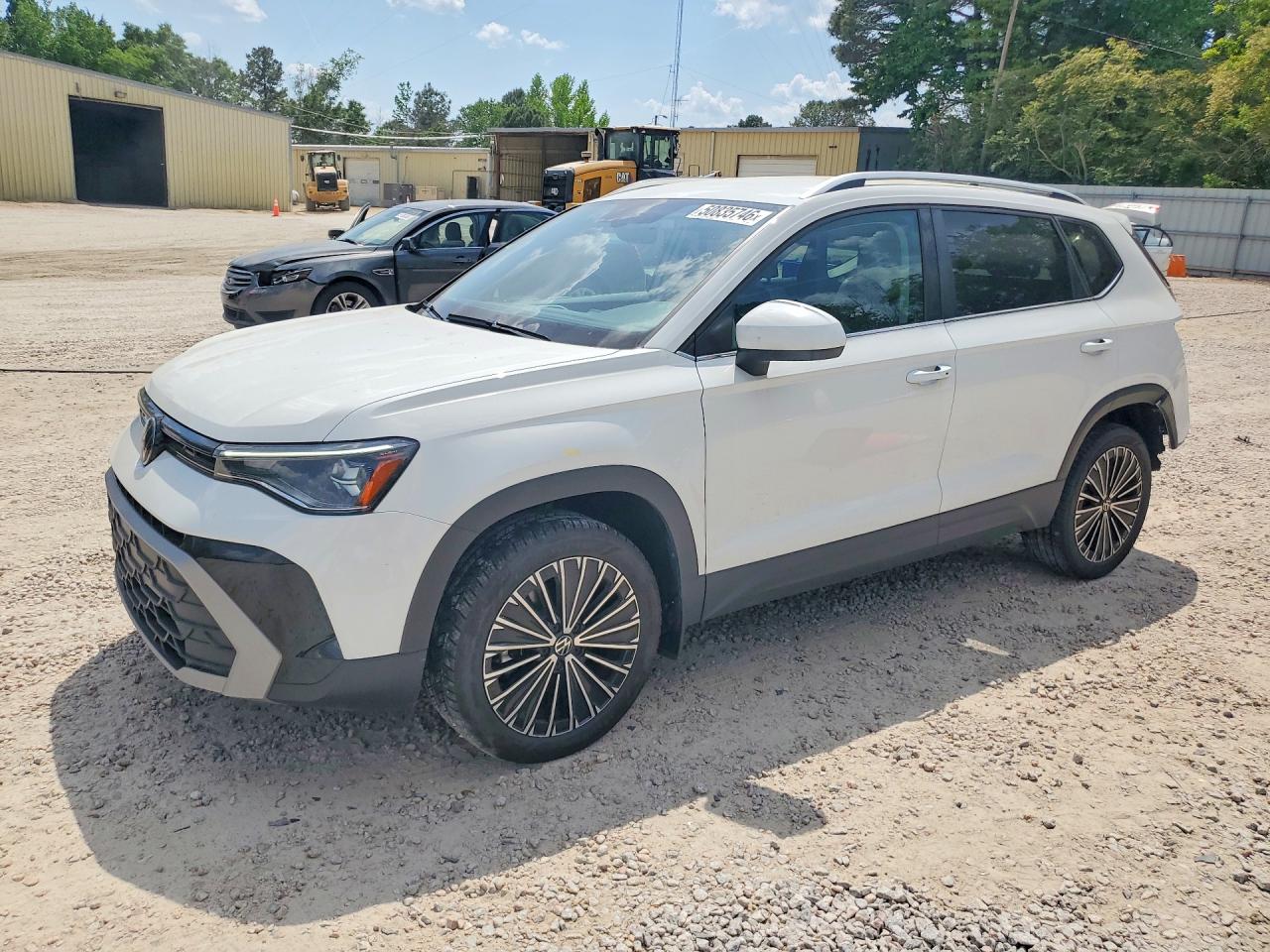 Salvage Volkswagen Taos Image