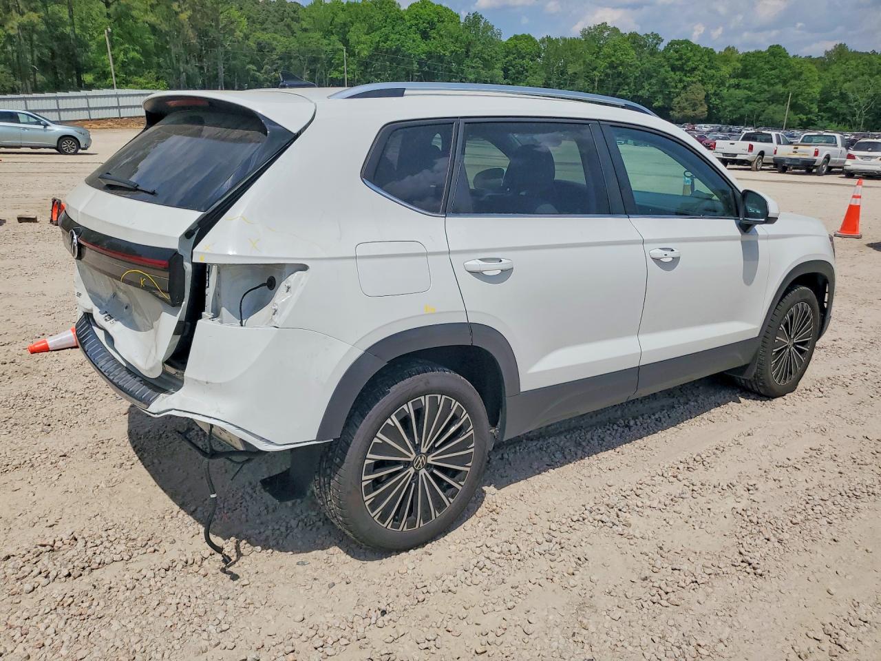 Volkswagen Taos Se