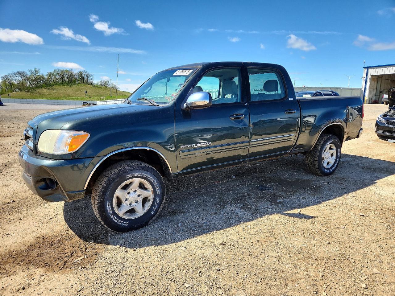 Salvage Toyota Tundra Image