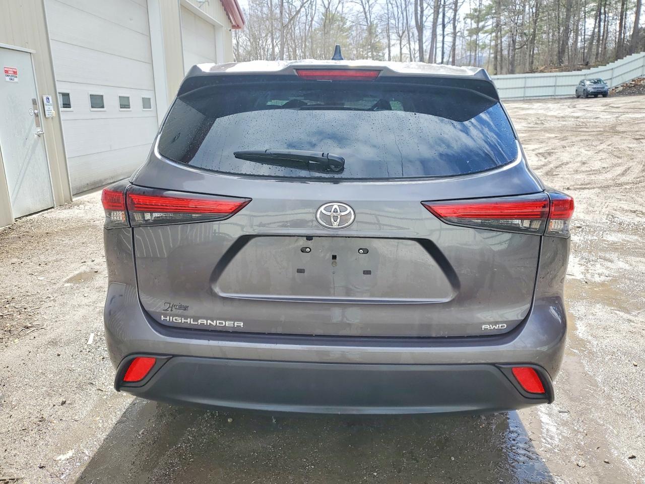 Toyota Highlander L