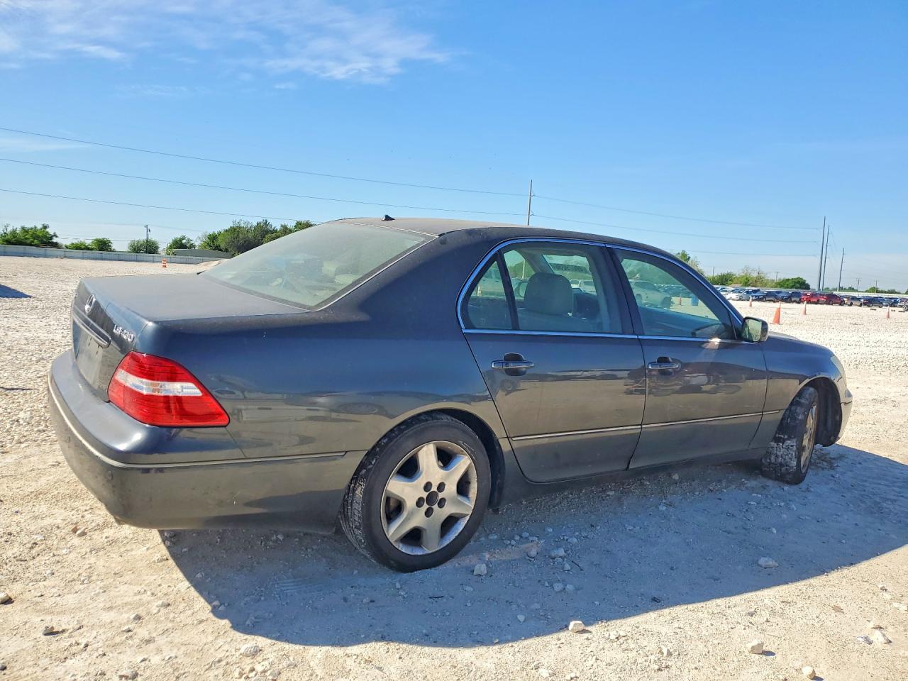Lexus LS Base