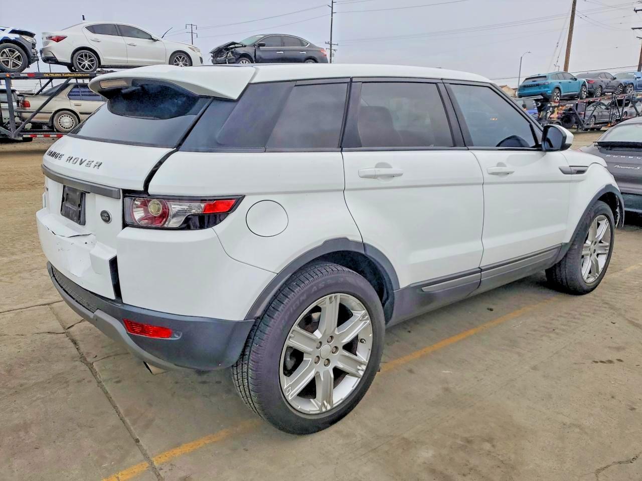 Land Rover Range Rover Pure Plus