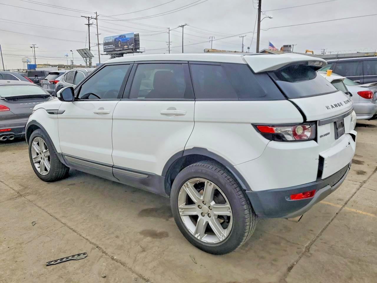 Land Rover Range Rover Pure Plus