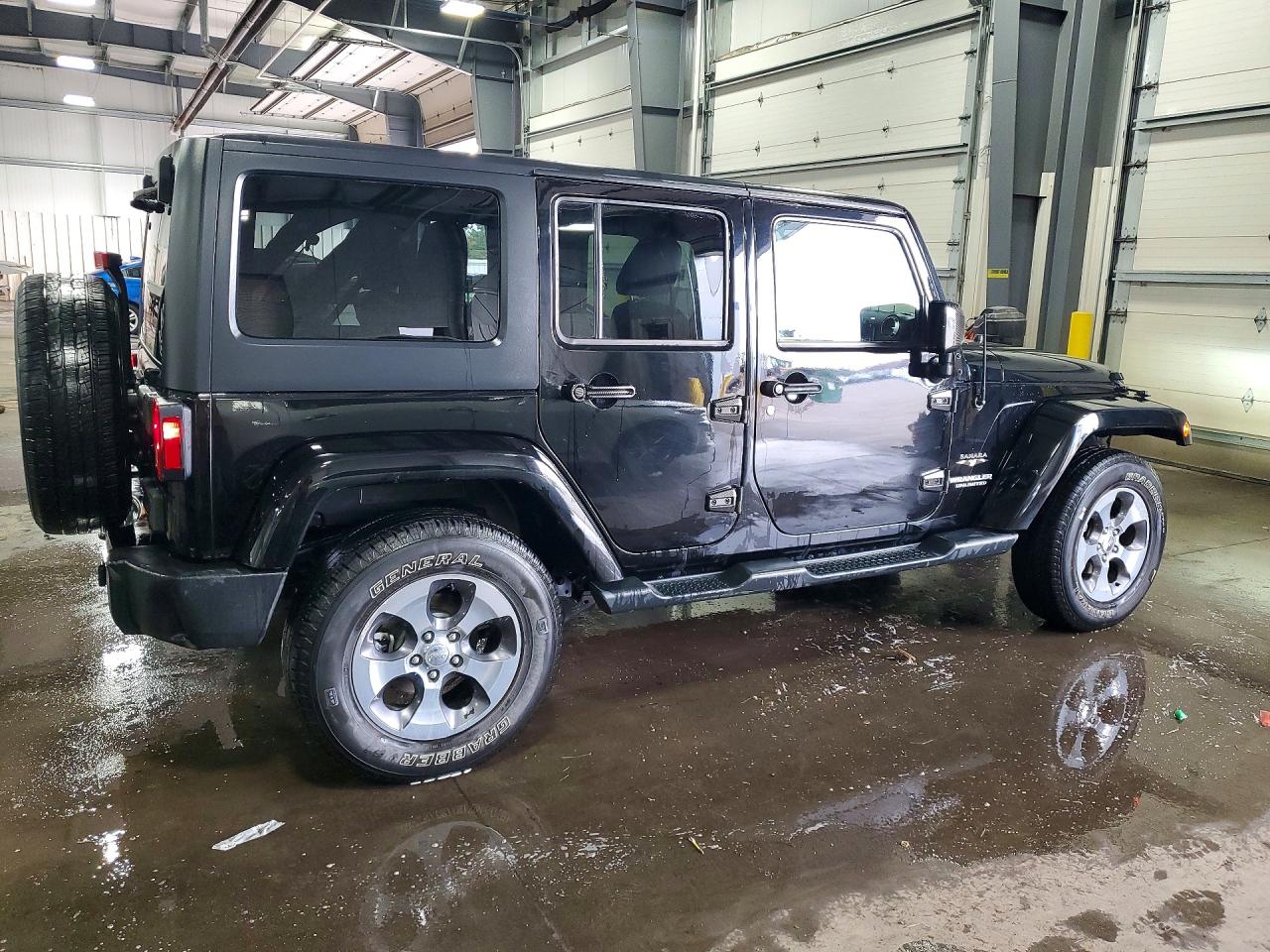 Jeep Wrangler Sahara
