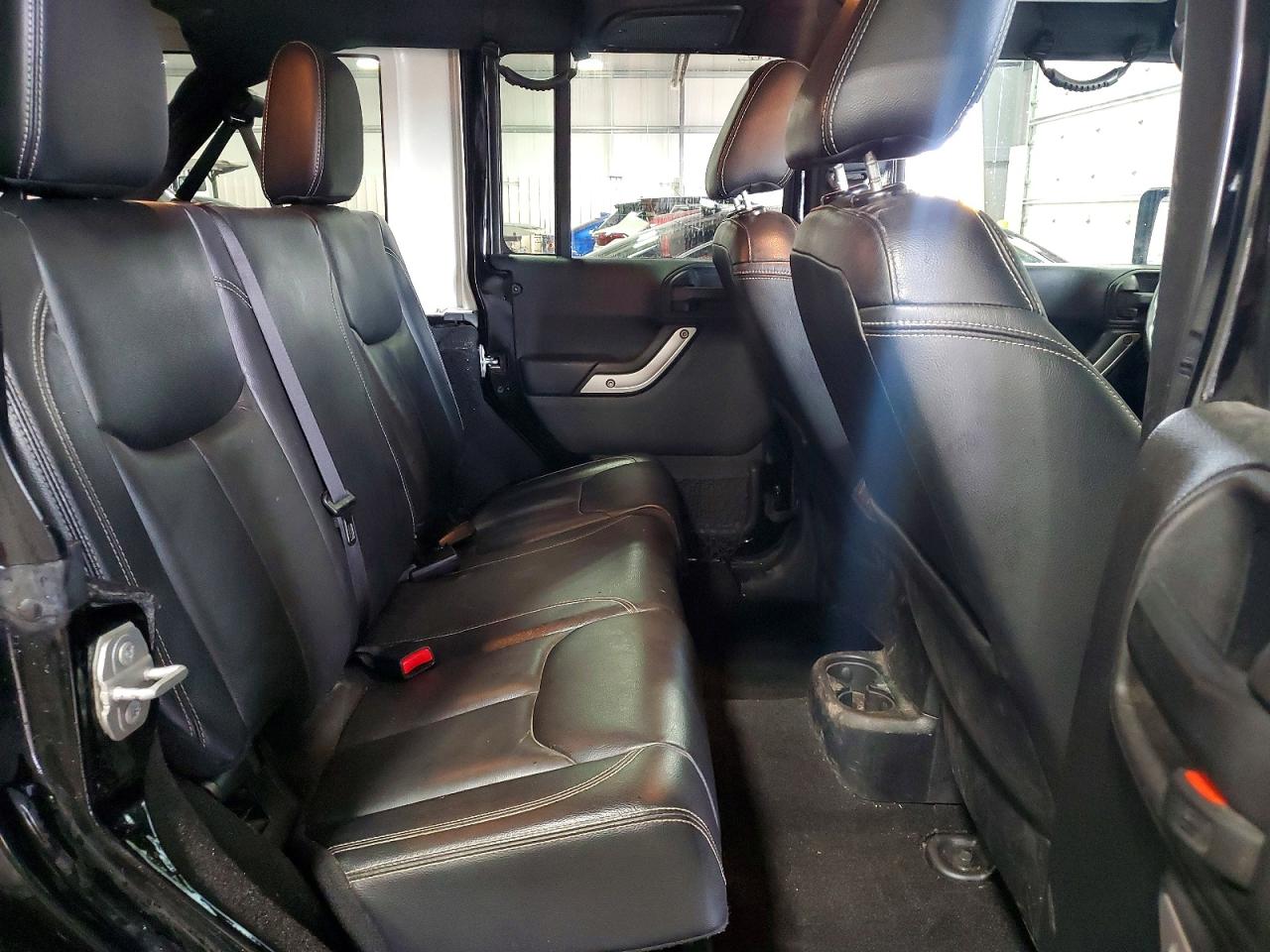 Jeep Wrangler Sahara