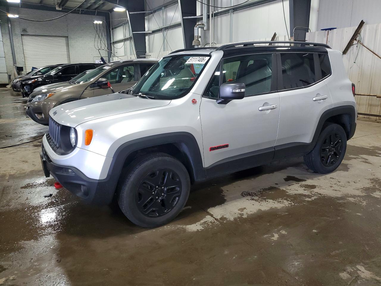 Salvage Jeep Renegade Image