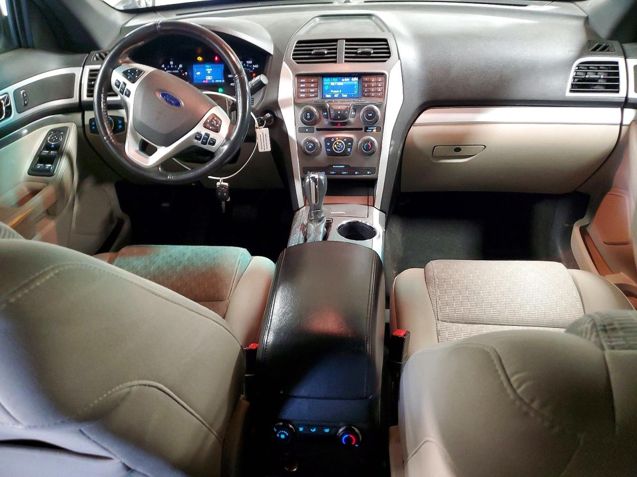 Ford Explorer Xlt