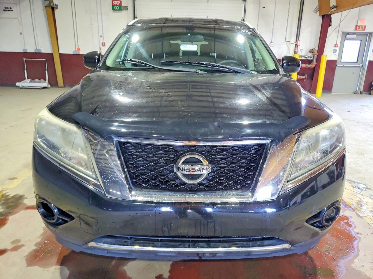 Nissan Pathfinder S