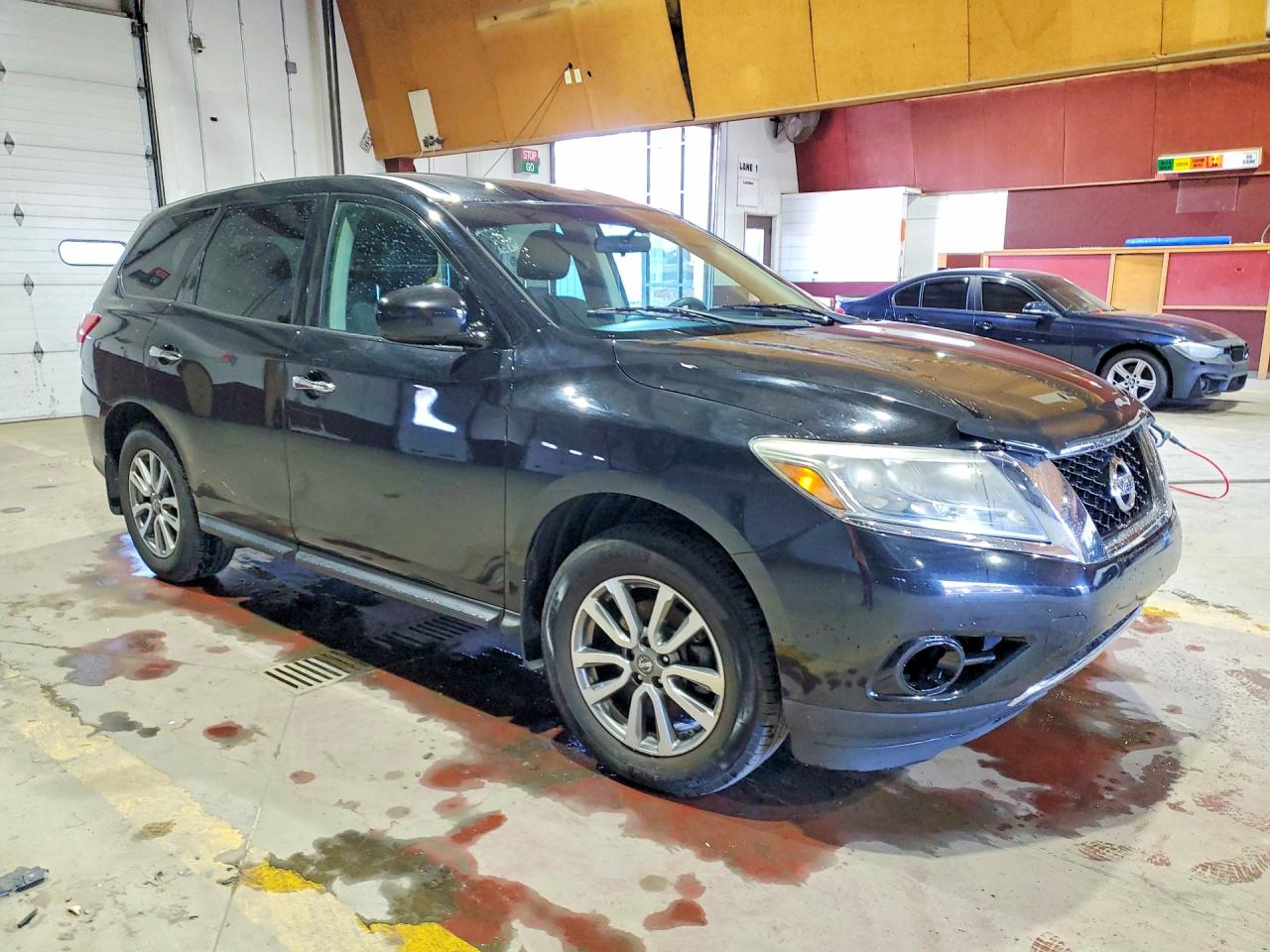 Nissan Pathfinder S