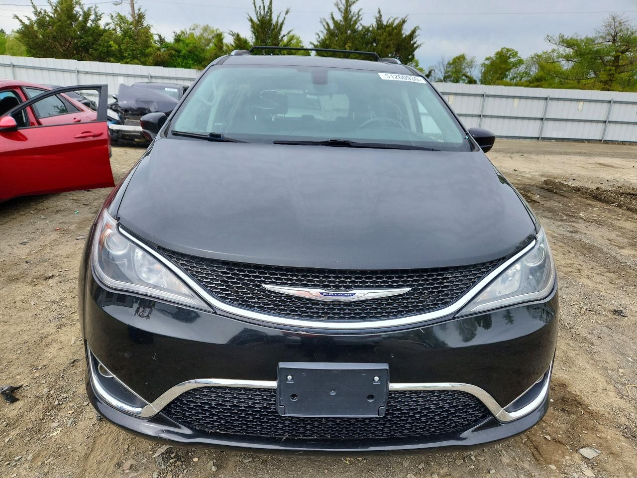 Chrysler Pacifica Touring L